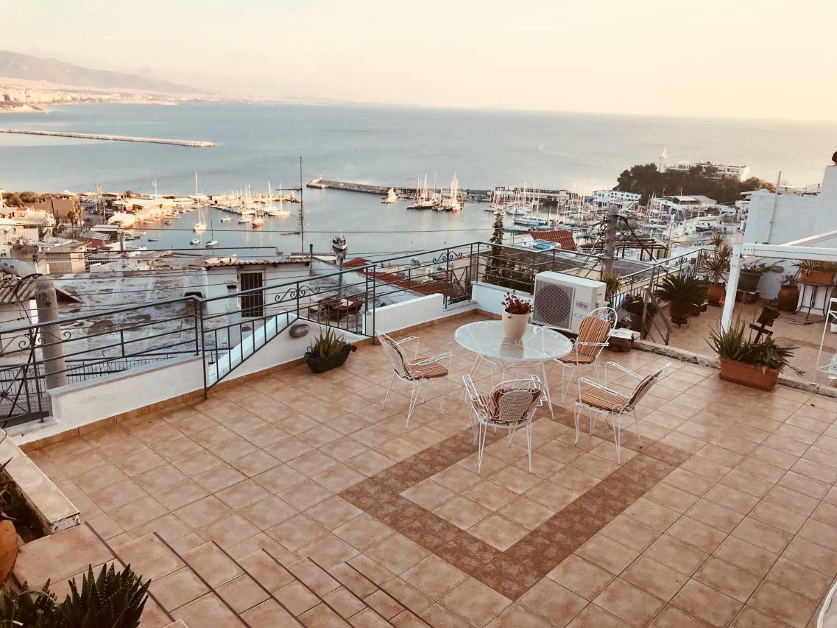 Piraeus Lux Secret Apartment Luaran gambar